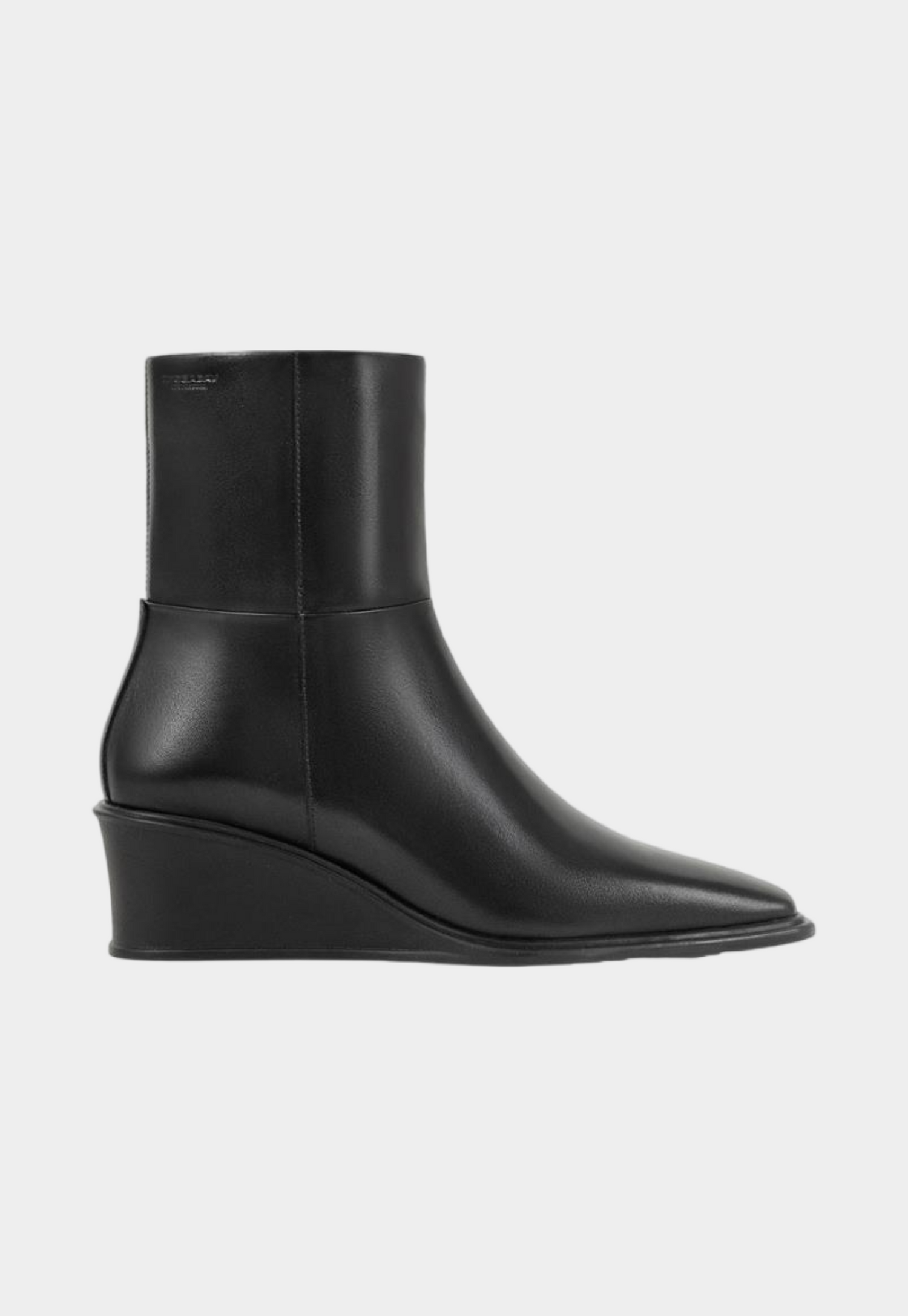 מגפיים לנשים Aino